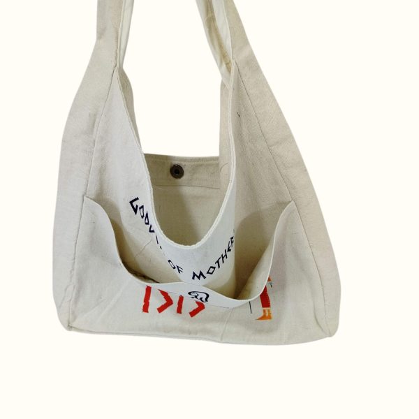 Isis Tote bag