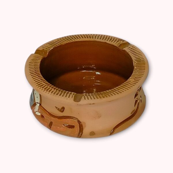 Ashtray (8) Ashtray