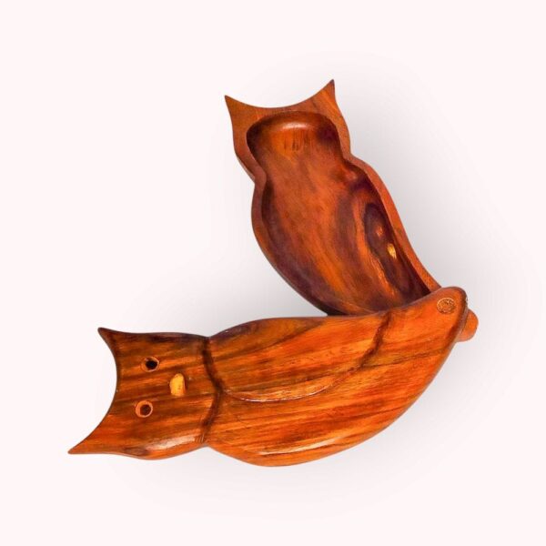 Owl-Shaped Wooden Platter (10) Owl-Shaped Wooden Platter